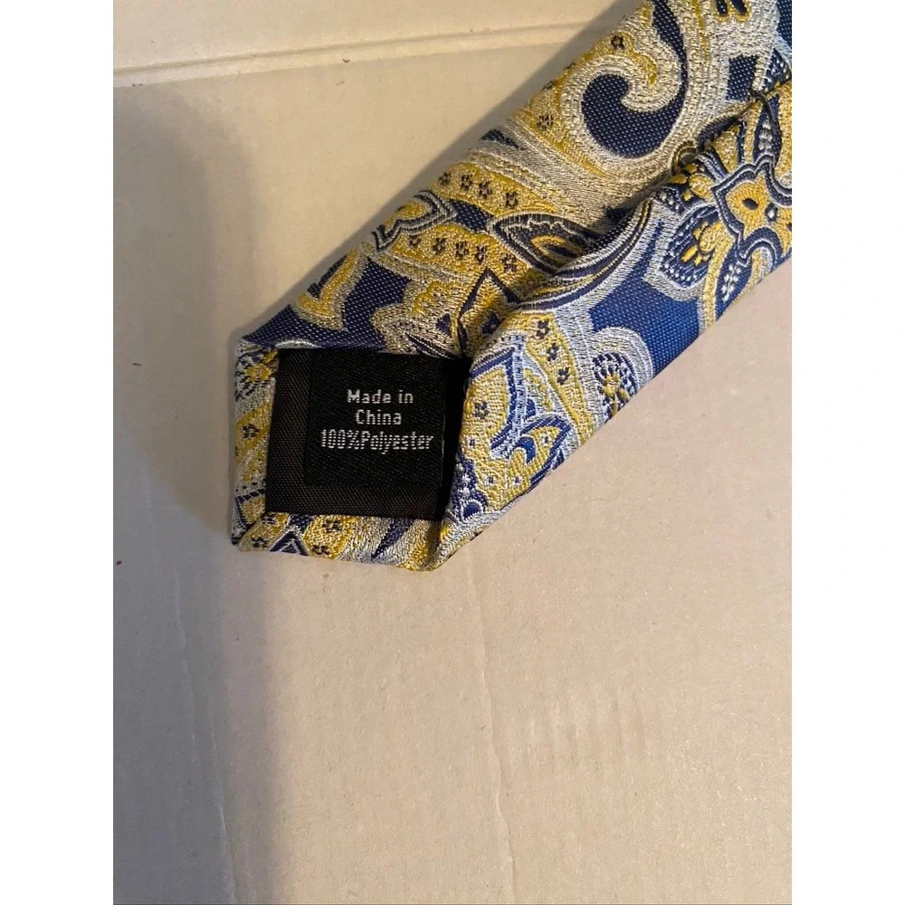Dockers Mens Navy Blue Gold Paisley Floral Polyester Necktie Tie